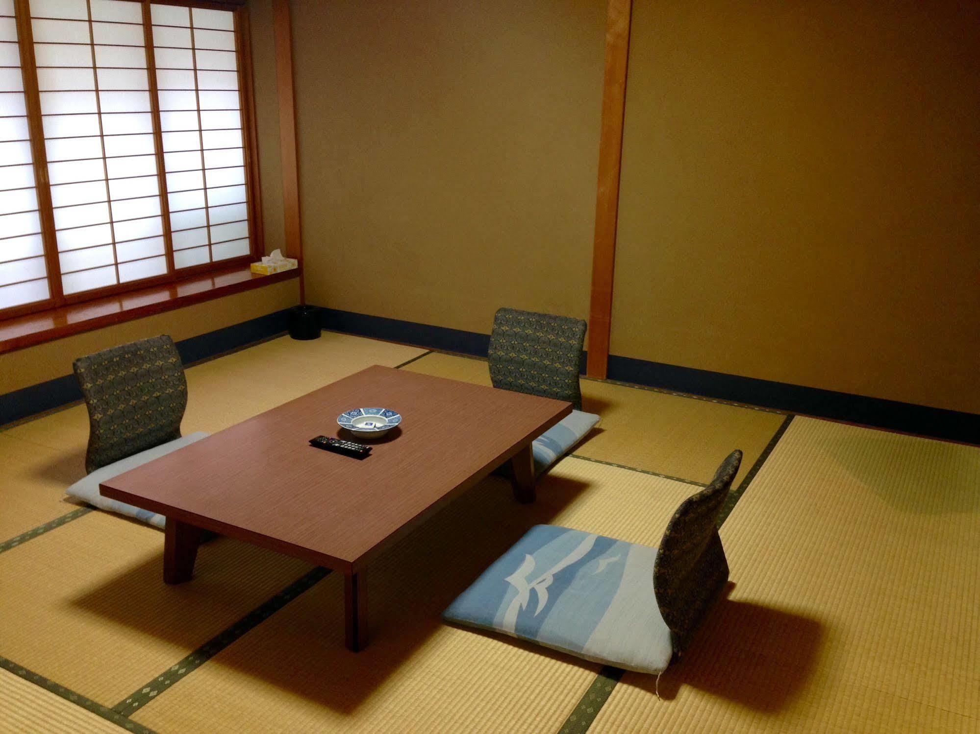 Nakayasu Ryokan Kanazawa Exterior photo