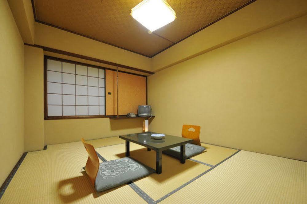 Nakayasu Ryokan Kanazawa Exterior photo